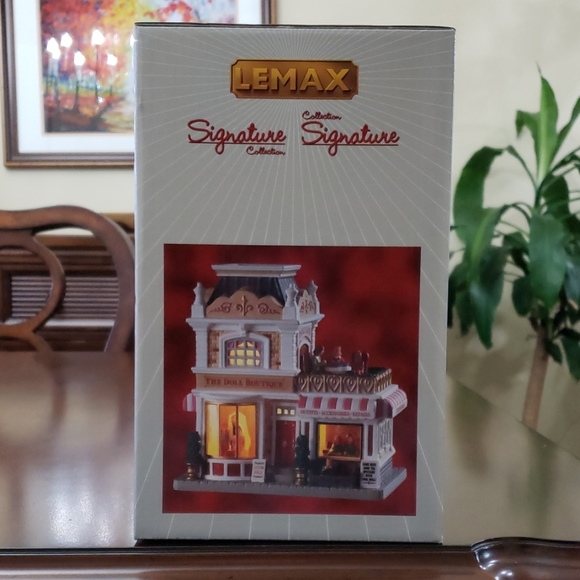 Lemax 'The Doll Boutique'  Village Display - Picture 2 of 7